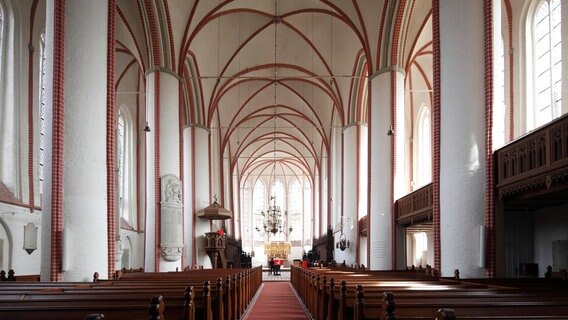 Der Dom zu Bardowick St. Peter und Paul in Niedersachsen. © picture alliance / imageBROKER Foto: Caroline Kreutzer